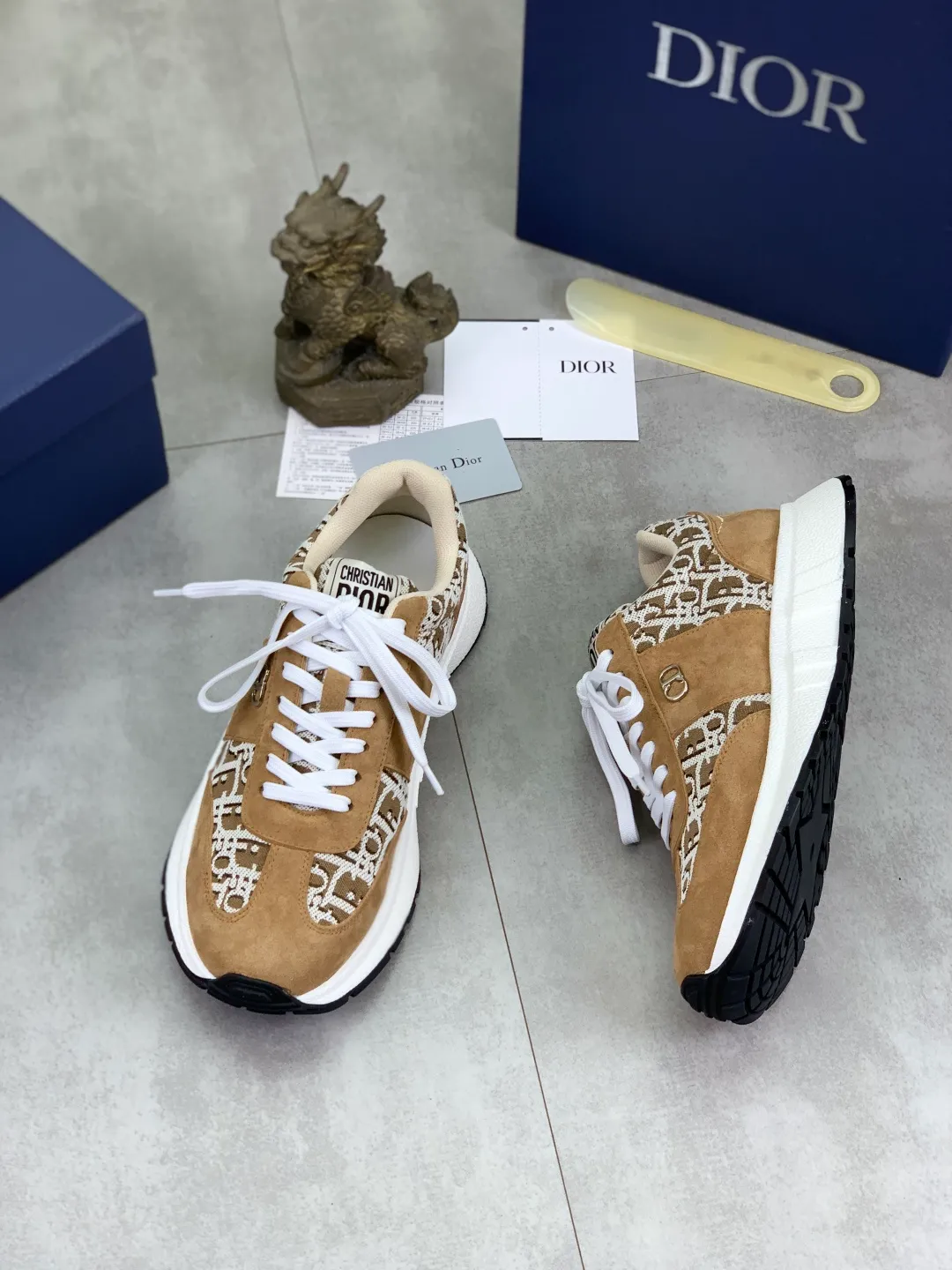 Men's Men's Shoes💰P440💰[New Style]🆘[Dior] 2025 Dior Original Lace-up Low-top Men's Shoes Classic casual shoes 🔥This model is the official classic model, with high quality and made by famous original designers. It is made of high-quality cowhide with original materials➕comfortable and breathable mesh lining➕pigskin insole. The perfect last shape and generous and fashionable design have attracted many consumers and are suitable for drivers to drive🚗. What you want is the best quality in the market. Color: seven colors. Code number: 38--44 (45 46 customized)